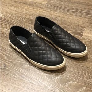 Steve Madden ECENTRCQ Slip-On Sneaker
